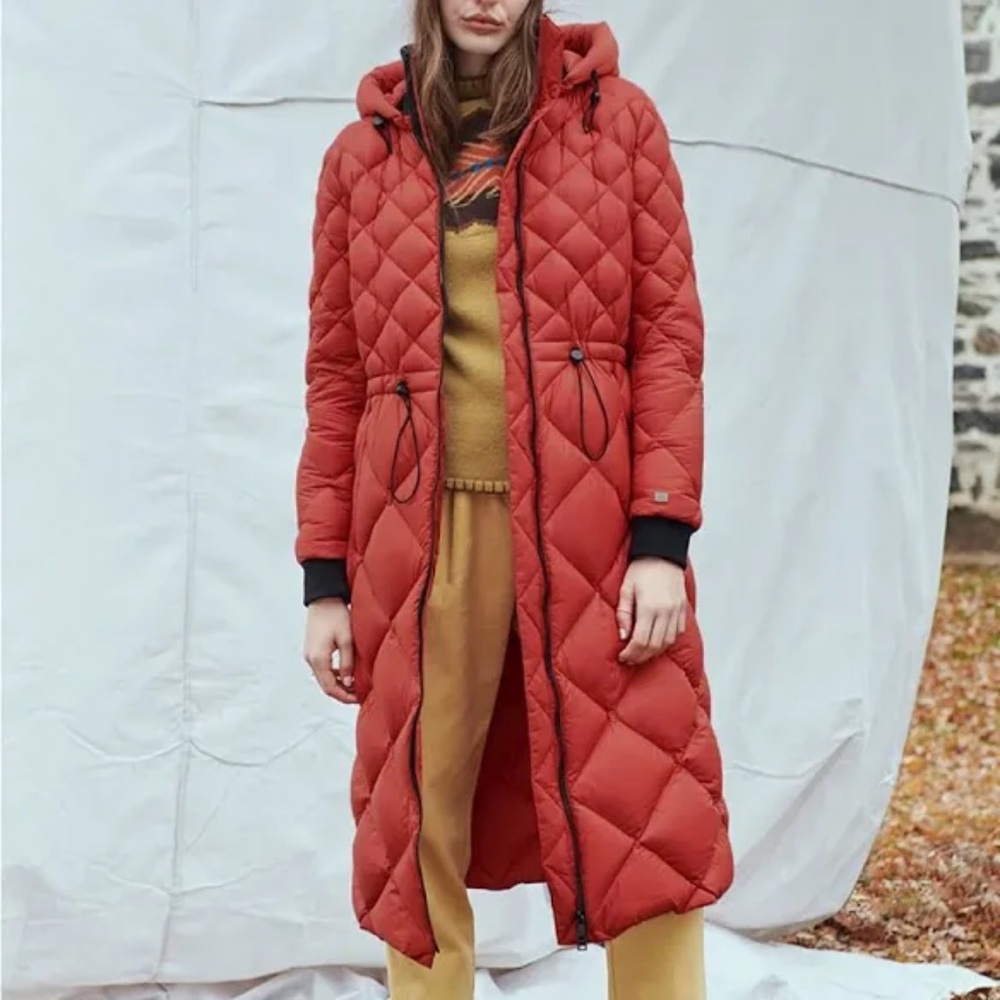 SOIA & KYO Aime Quilted Down Coat in Spice Red Women's L Hooded Half-Calf Length